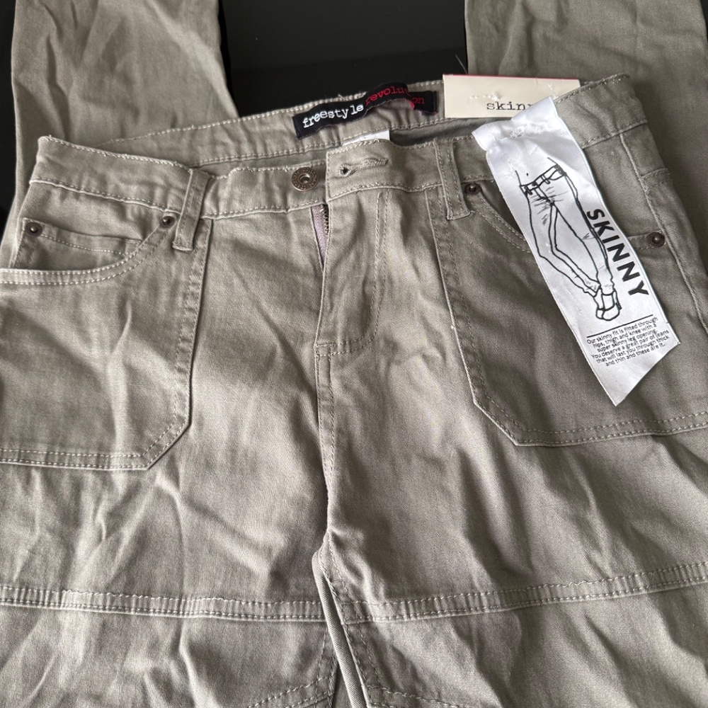 Jeans - Picture 2 of 2